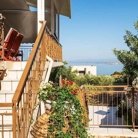 Armonia Apartment *